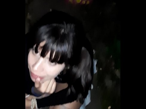 ❤️ 在街上腫脹的陰莖以換取糖果 ️ 超級色情 在我們 ❌❤