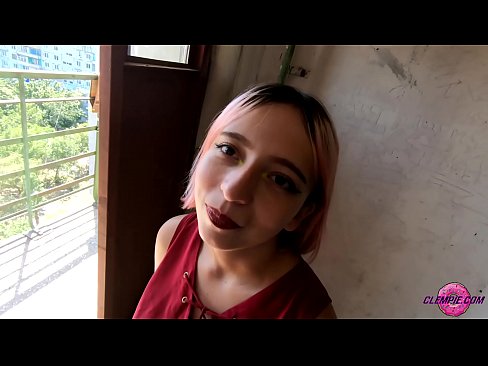 ❤️ 學生性感在內陸吸了一個陌生人 - 射在他臉上 ️ 超級色情 在我們 ❌❤